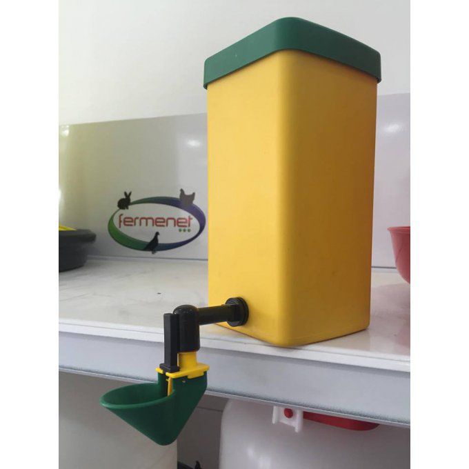 abreuvoir automatique pour pigeon